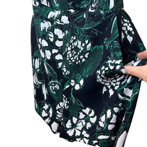 Club Monaco - “Krishel” Romper, Tropical Floral Print, Tie Back - Size 4, Black - Picture 12 of 17